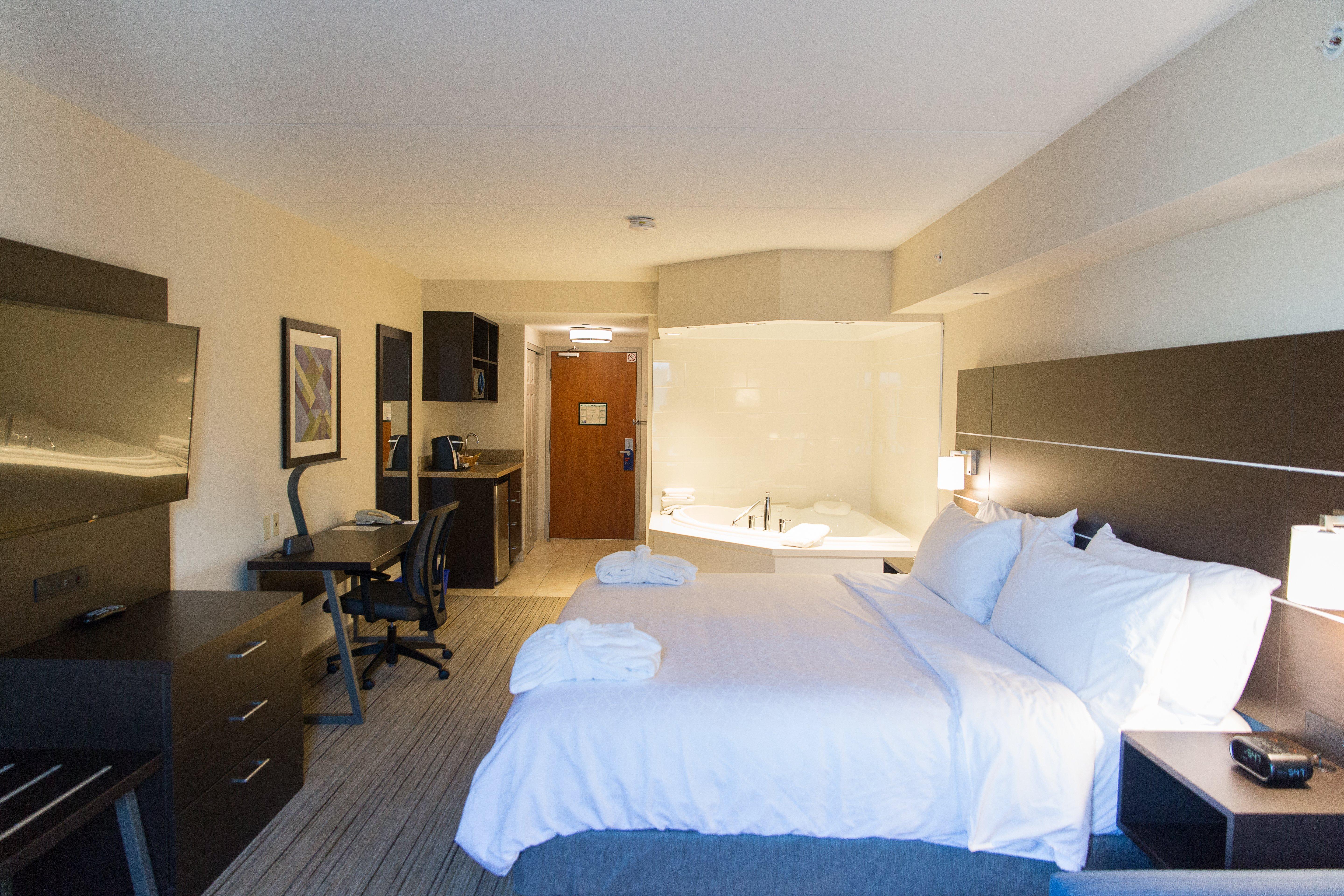 Express By Ihg 2*